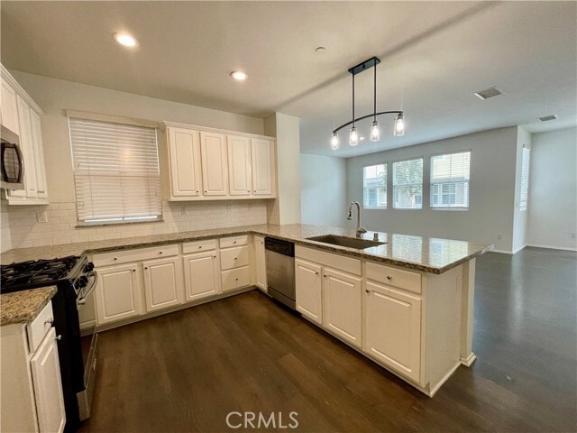 Building Photo - 205 W Via Presido