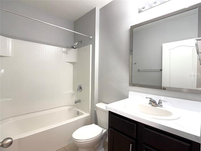 Building Photo - 447 Arbor Lakes Dr