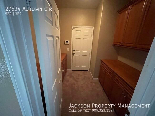 Building Photo - 27534 Autumn Cir