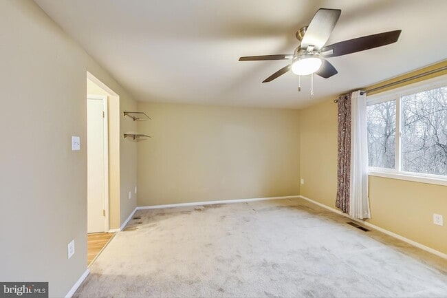 Building Photo - 6510 Overheart Ln