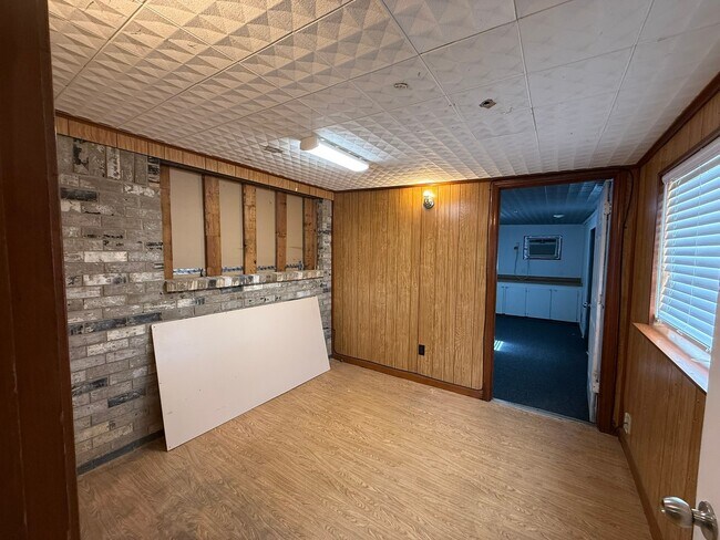 Building Photo - 12539 F Bar Dr