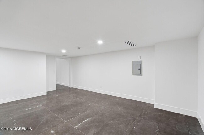 Building Photo - 9 Minerva St
