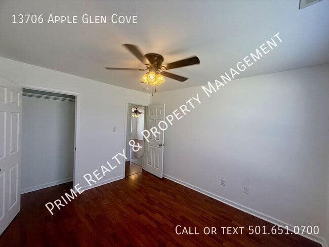 Building Photo - 13706 Apple Glen Cove