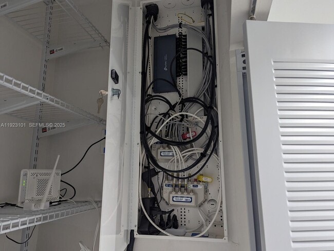 Building Photo - 3556 SW 13th Terrace