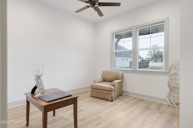 Building Photo - 103 Wishing Wl Dr