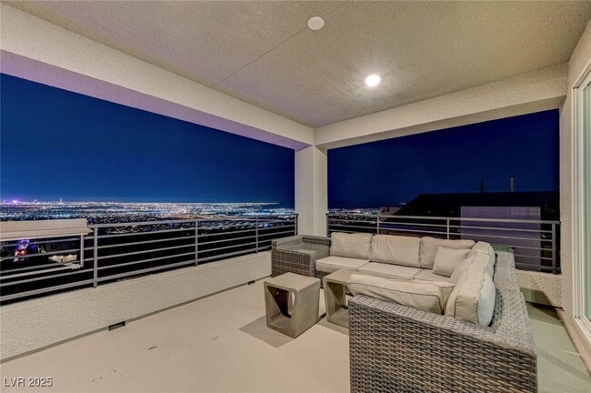 Building Photo - 510 Duvet Ct