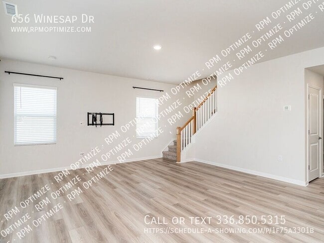 Building Photo - 656 Winesap Dr