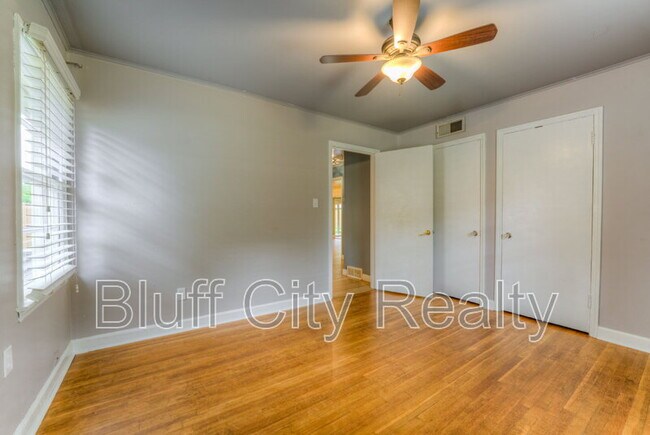 Building Photo - 4560 Boyce Rd