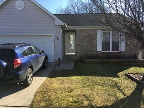 Building Photo - Coming soon! Cozy 3 Bedroom Near the Water!