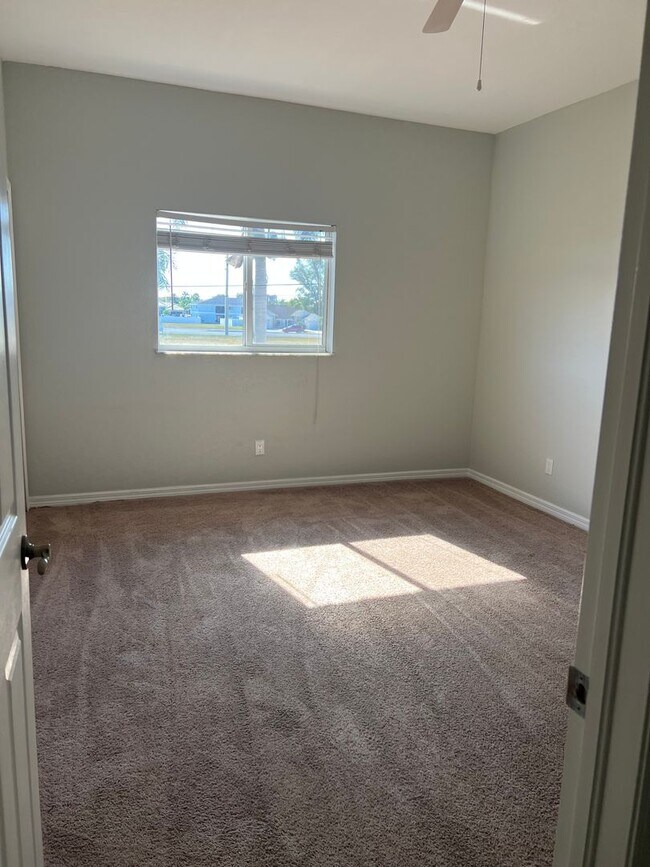 Building Photo - Villa Congress