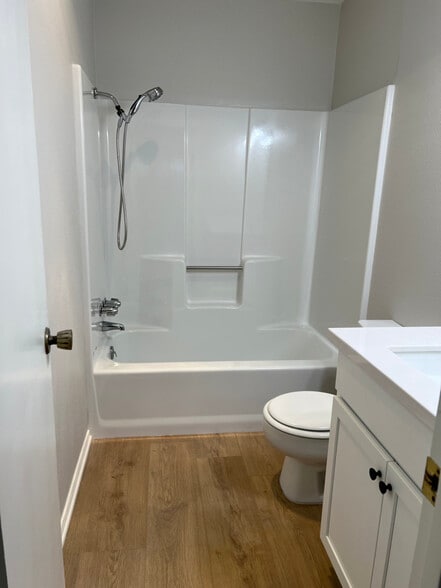 Building Photo - 13396 Garden Lake Rd