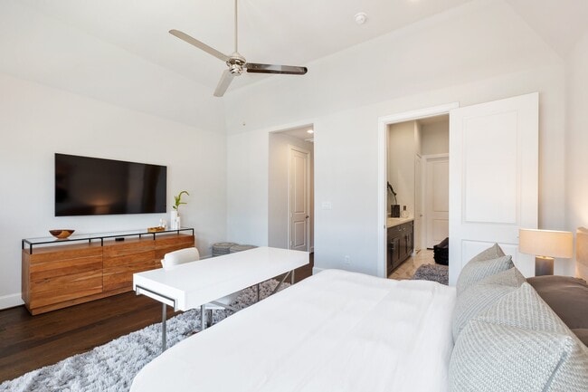 Building Photo - 2711 Stelter Pl