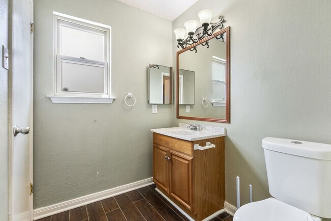 Building Photo - 6808 Betty Levy