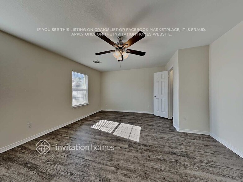 Building Photo - 9122 Prairie Trails Dr