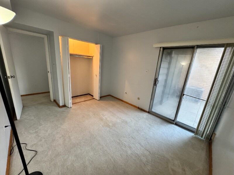 Building Photo - 6139 Knoll Wood Rd