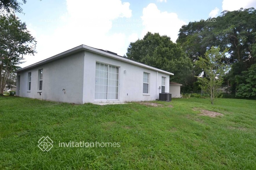 Building Photo - 11916 Mango Groves Blvd