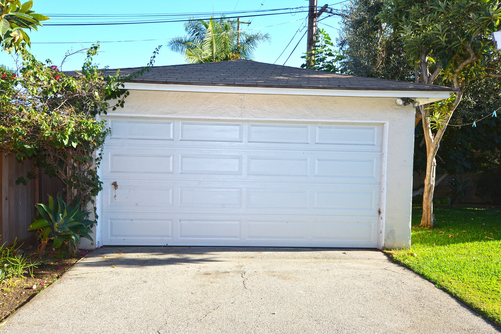 Building Photo - 12944 Haynes St