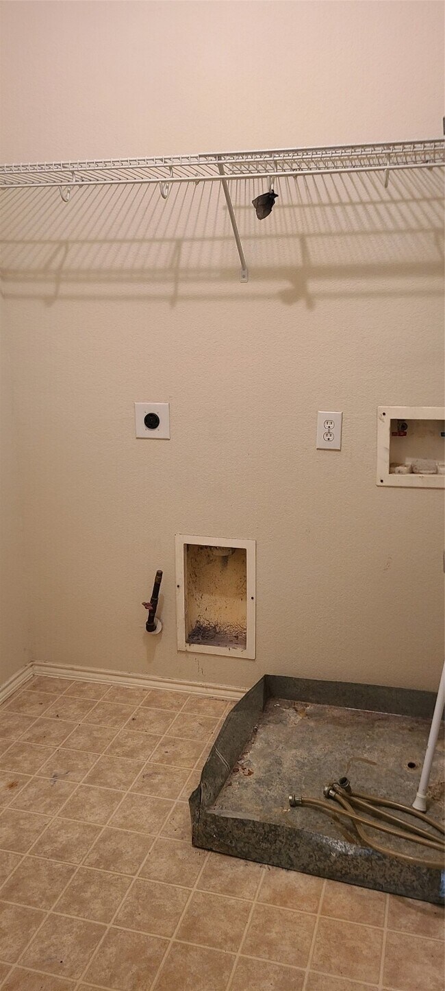 Building Photo - 19042 Remington Mill Dr