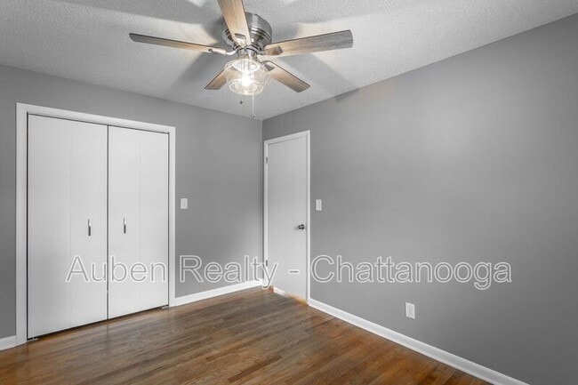 Building Photo - 1214 Helena Dr