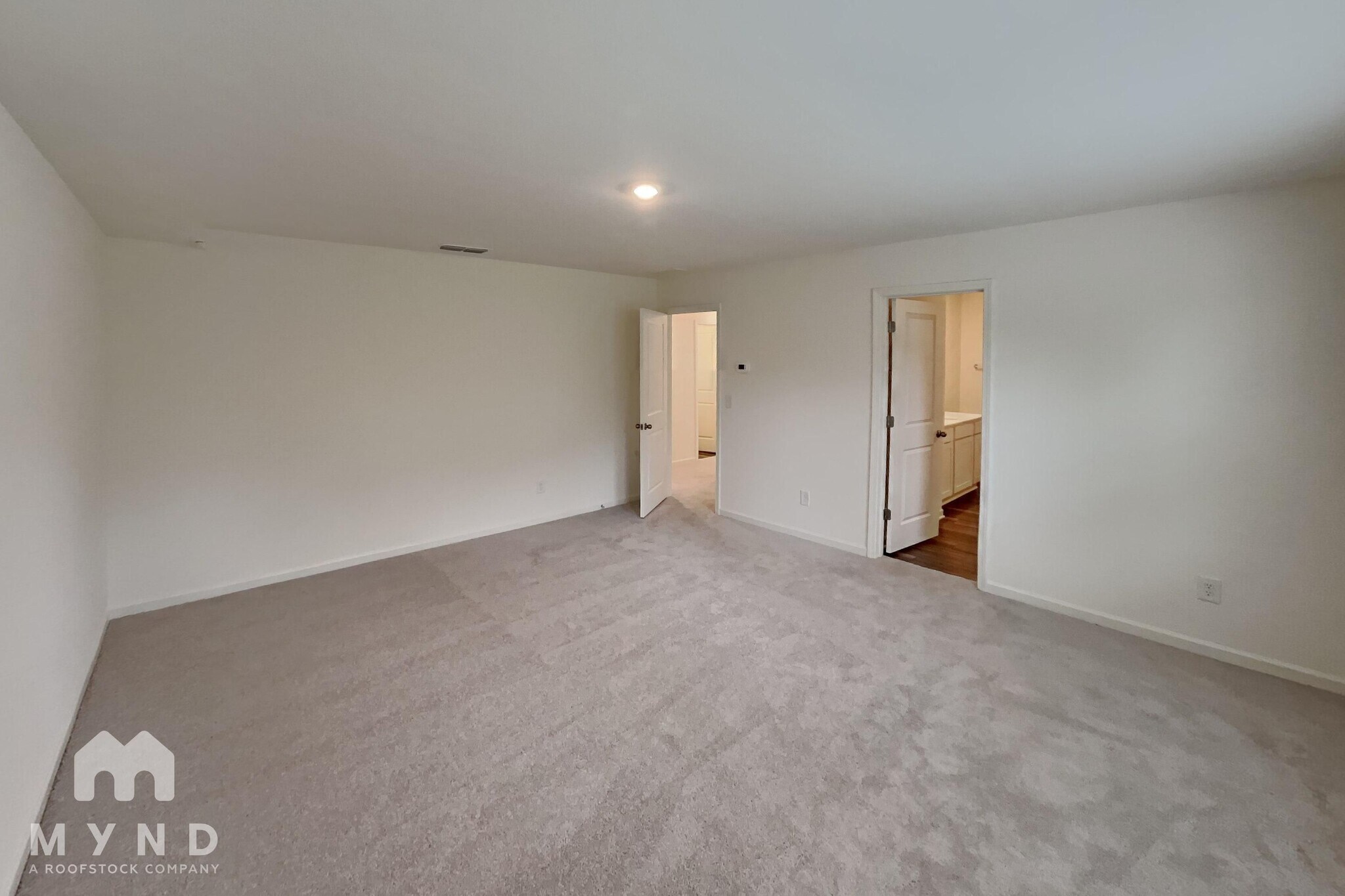 Building Photo - 121 Maison Dr