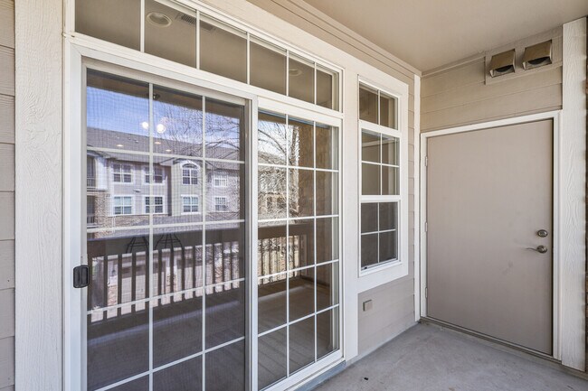 Building Photo - 1574 Olympia Cir