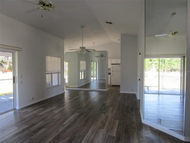 Building Photo - 8826 Kilmer Way