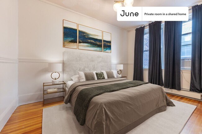Primary Photo - Private bedroom in 3 bed/1 bath Home