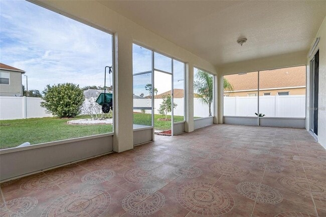 Building Photo - 411 Tamarind Parke Ln