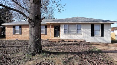Building Photo - *5 Bedrooms & a Great Backyard!*  ~~~A_TRULY_FABULOUS_HOUSE~~~