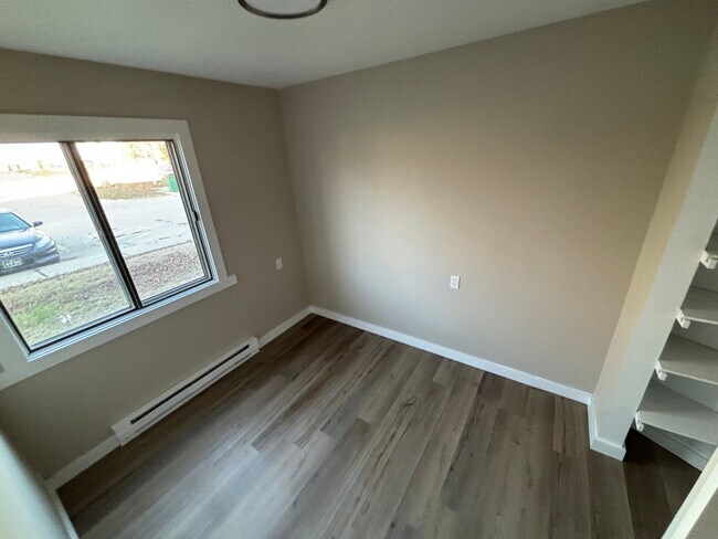 Building Photo - Fairview Apartments