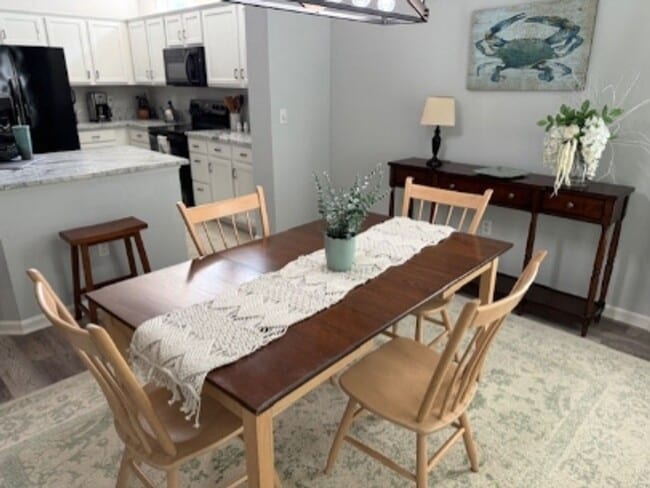 Building Photo - Welcome to Suncity 55+ Community