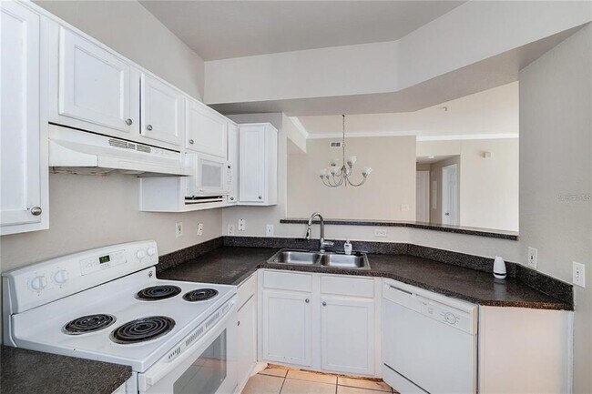Building Photo - 5550 Pga Blvd