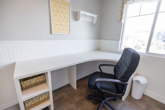 Building Photo - 3857 Ivey Ranch Rd