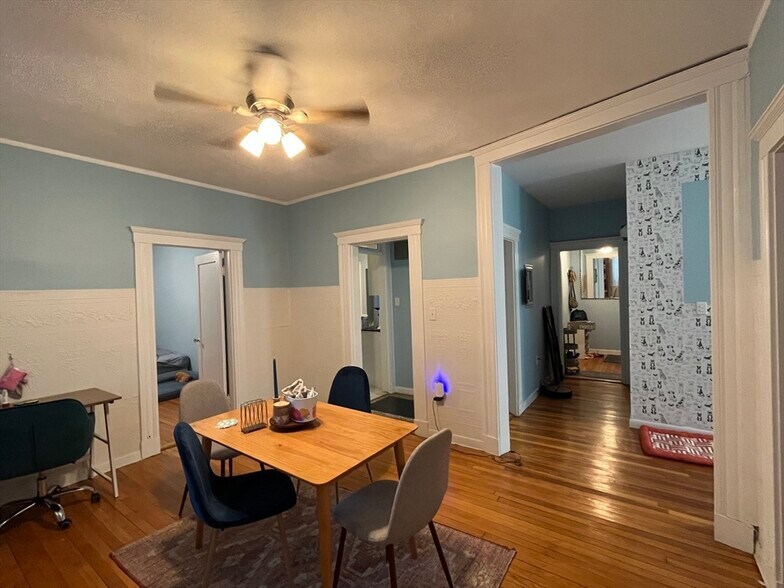 Building Photo - 15 Bellvista Rd