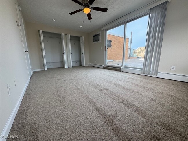 Building Photo - 12050 Lake Ave