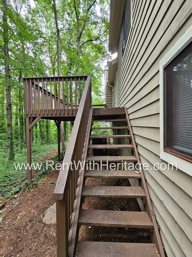 Building Photo - Gorgeous 4bd / 2.5 in Popular Arbor Statio...