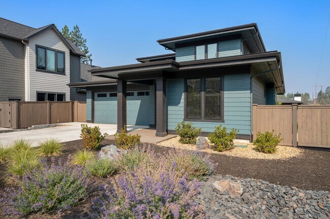 Building Photo - 2971 NW Polarstar Ave