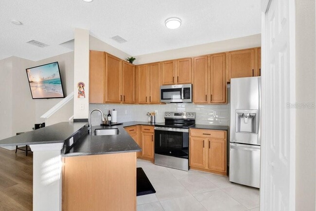 Building Photo - 2156 Brancaster Cir