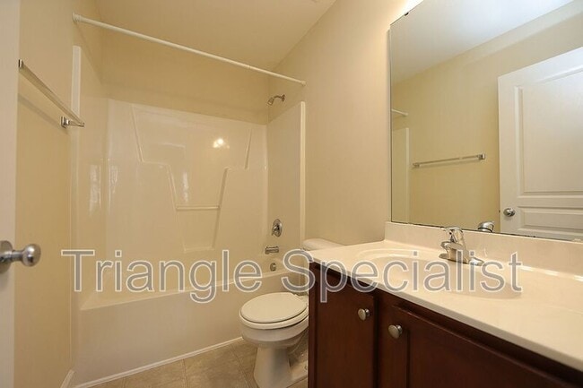 Building Photo - 8811 Orchard Grove Way