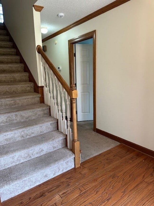 Building Photo - Spacious Home with Bonus Room, Pool & Solar Panels in Goldsboro!