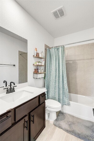 Building Photo - 516 Ahern Ct