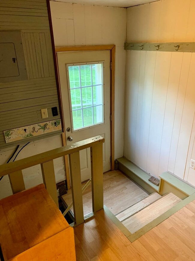Building Photo - Click the “Apply Now” button or email wapmrentals@gmail.com for a prompt response.