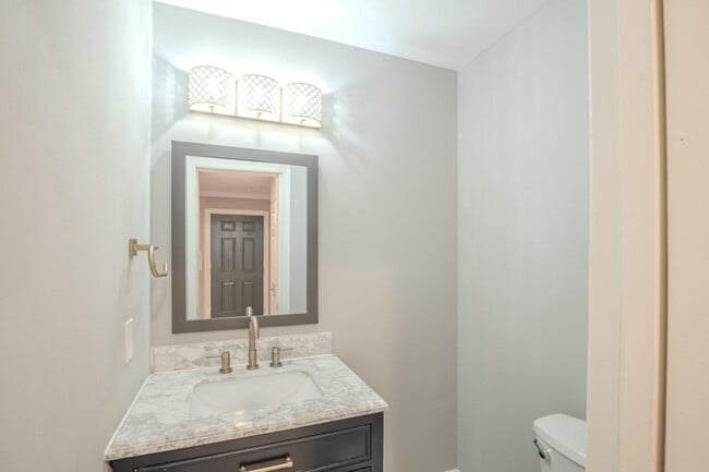 Building Photo - 12138 Captiva Ct