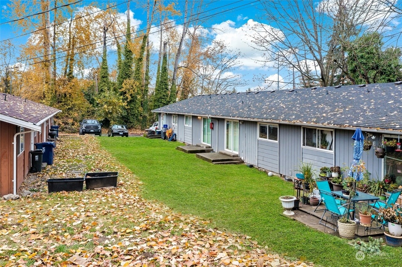 Building Photo - 1521 E 38th St