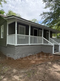 Building Photo - 109 Ware St