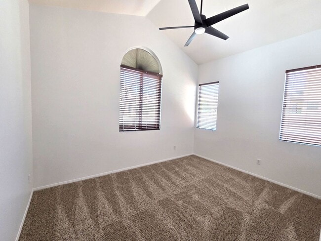Building Photo - 3 Bedroom Single Story in Providence Gated Community