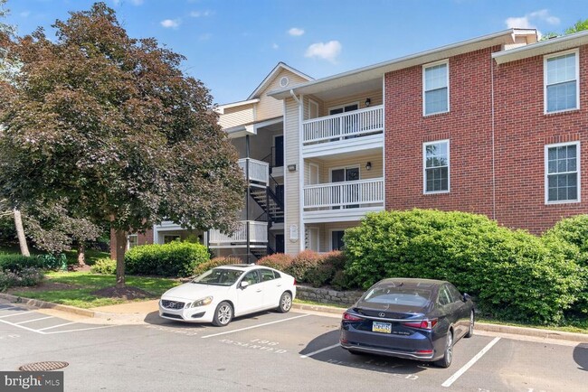 Building Photo - 1541 Lincoln Way