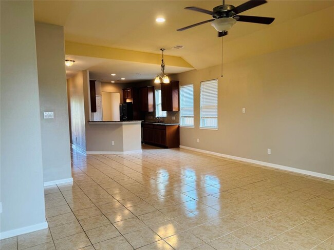 Building Photo - 18754 Majestic Vista Ln