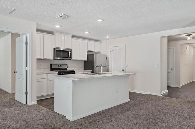 Building Photo - 657 Grand Reserve Dr