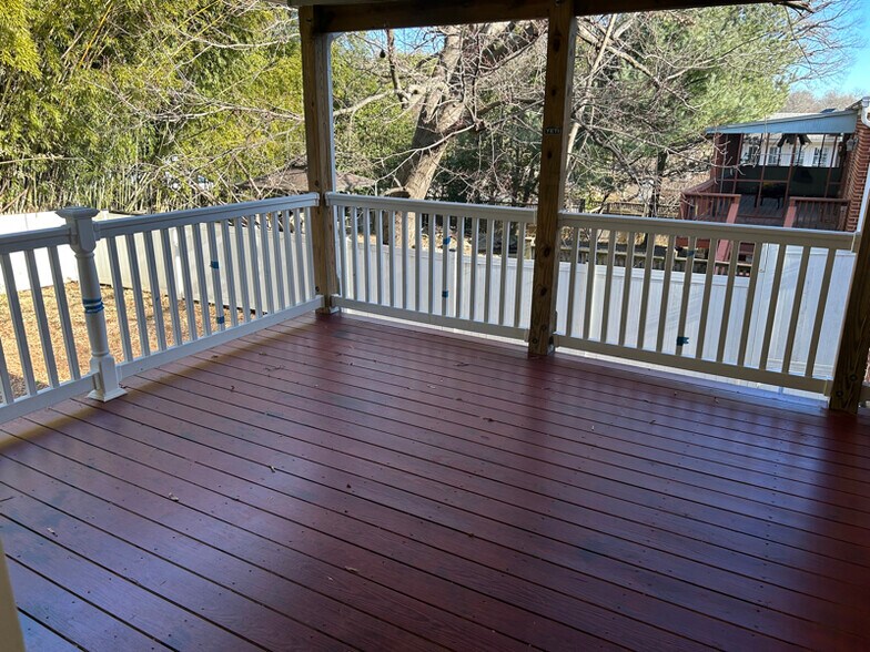 Building Photo - 5313 Flanders Ave